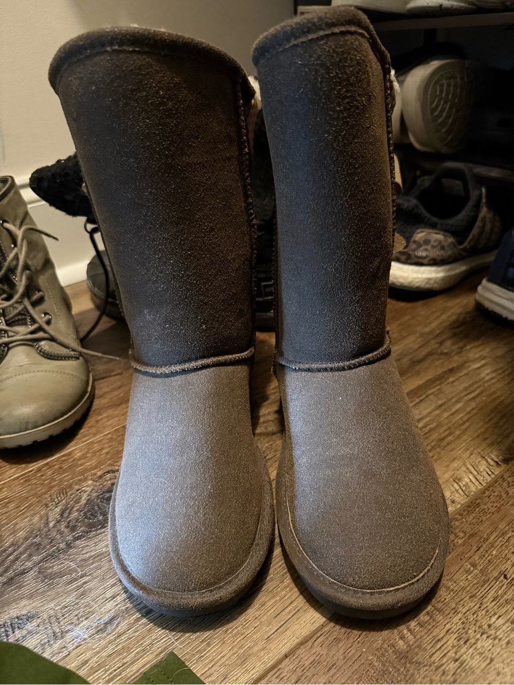 BearPaw Tall Suede-Style Winter Boots in Brown Size 8